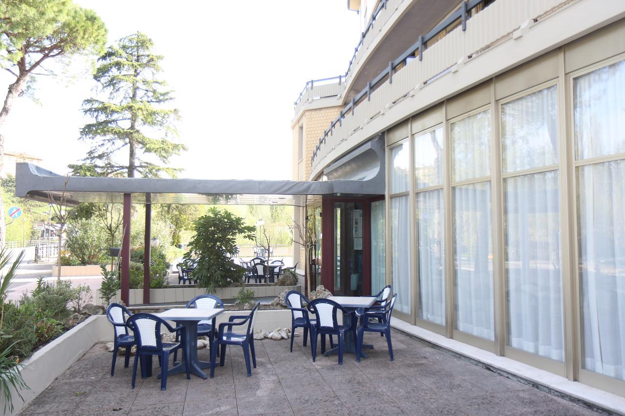 Hotel Cristallo Riolo Terme Exteriör bild