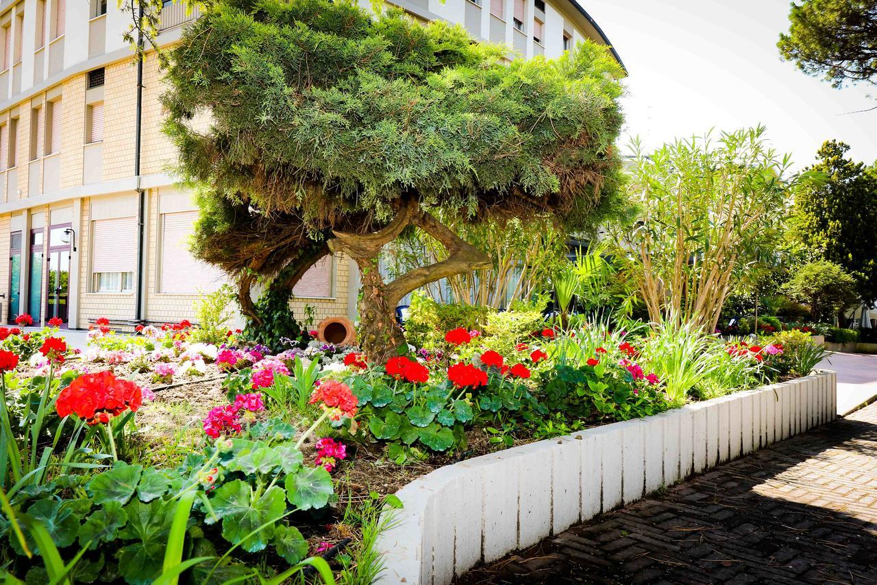 Hotel Cristallo Riolo Terme Exteriör bild
